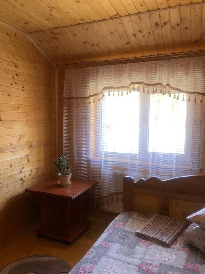 Sadyba Domashniy Zatyshok Pilipets Exterior photo