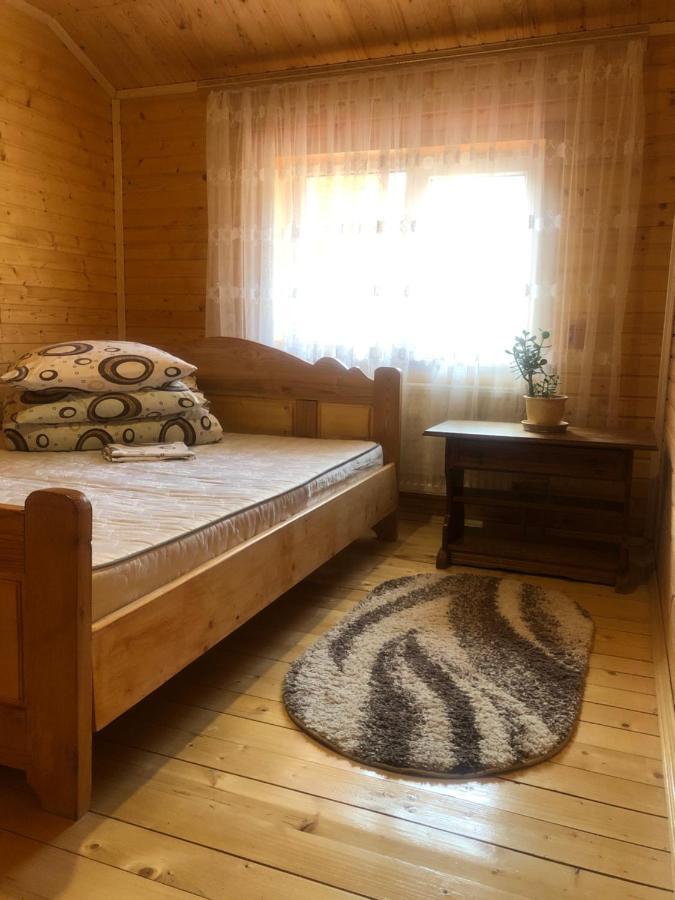 Sadyba Domashniy Zatyshok Pilipets Exterior photo